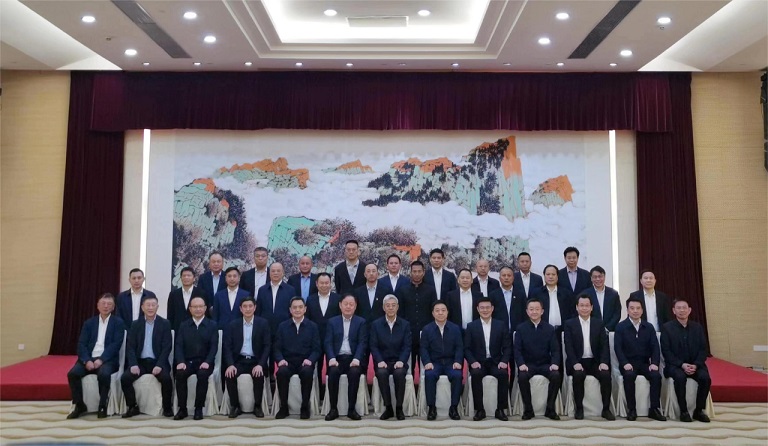 江西省委书记尹弘、省长叶建春会见杏耀集团董事长熊建明等赣商代表