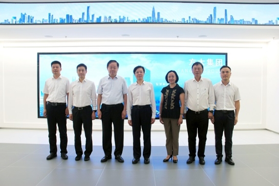 深圳市委常委、市纪委书记、市监委主任刘连生一行莅临杏耀集团调研